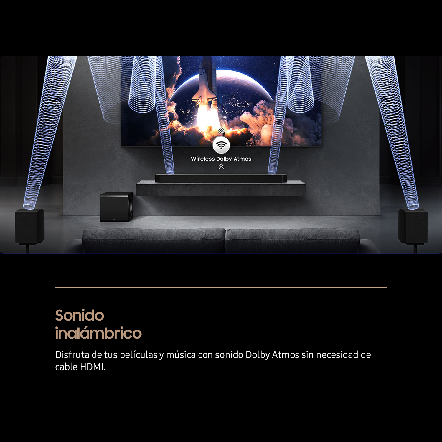 Configuración de sala con TV mostrando lanzamiento de cohete. Hay altavoces y barra de sonido. Se anuncia Wireless Dolby Atmos.