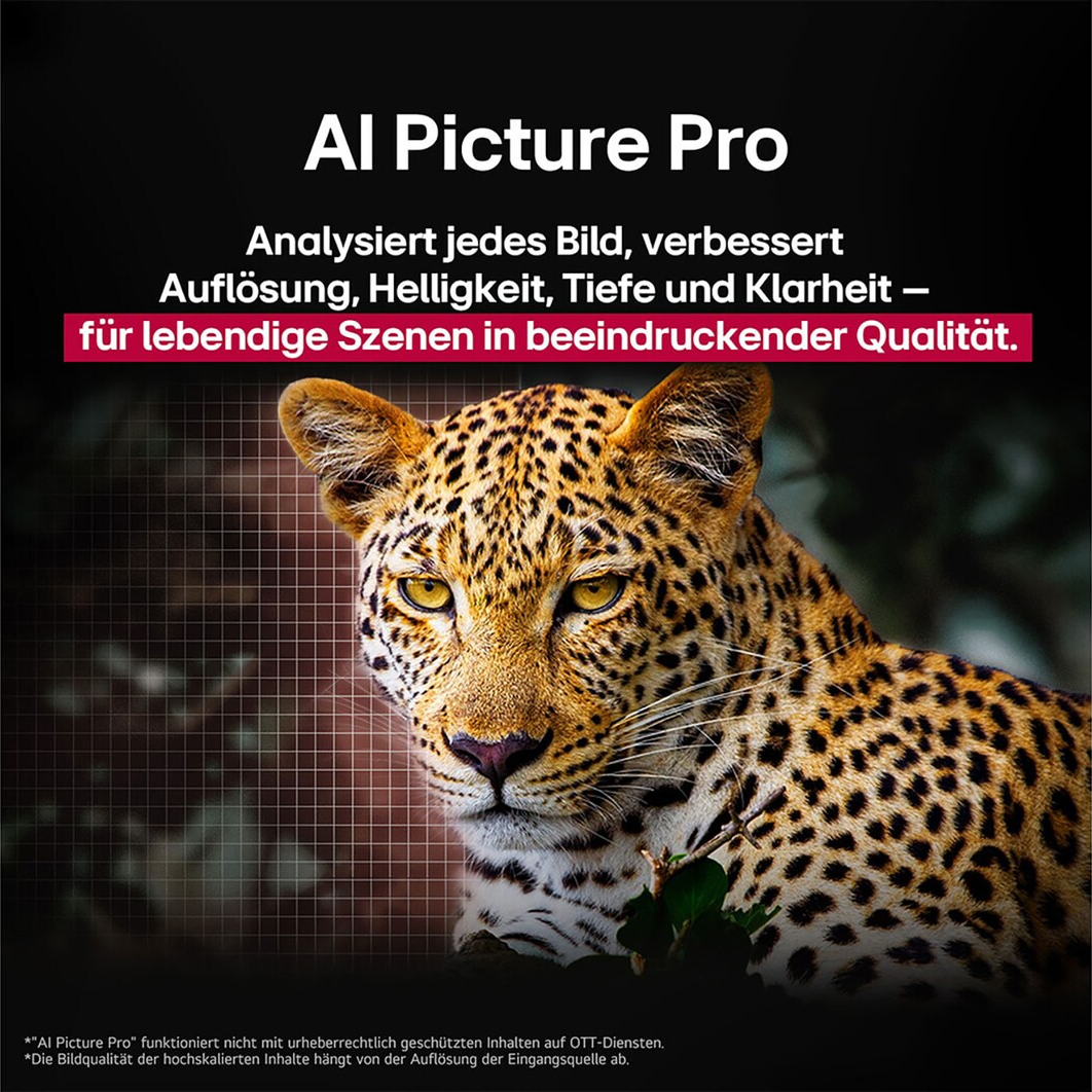 Gros plan sur le visage d'un léopard, yeux jaunes et fourrure tachetée. Texte sur AI Picture Pro améliorant la qualité d'image.
