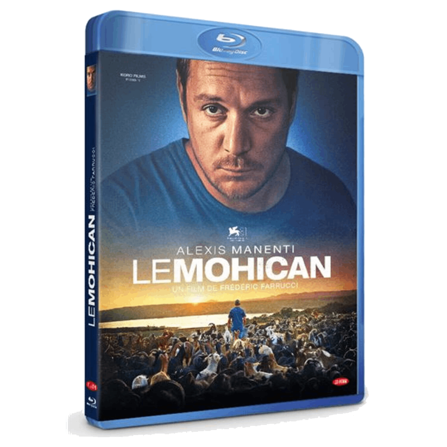 Disque Blu-ray de "Le Mohican". Le visage d'un homme est en évidence. Le fond montre un champ d'animaux avec une personne au loin.