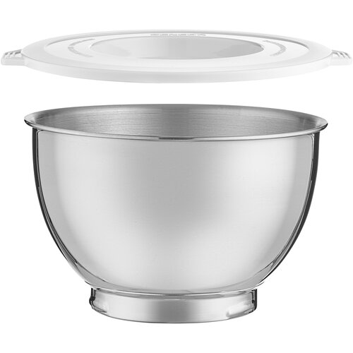 Miska do mieszania ze stali nierdzewnej z białą pokrywką. Pokrywka znajduje się nad miską. Miska jest na białym tle.