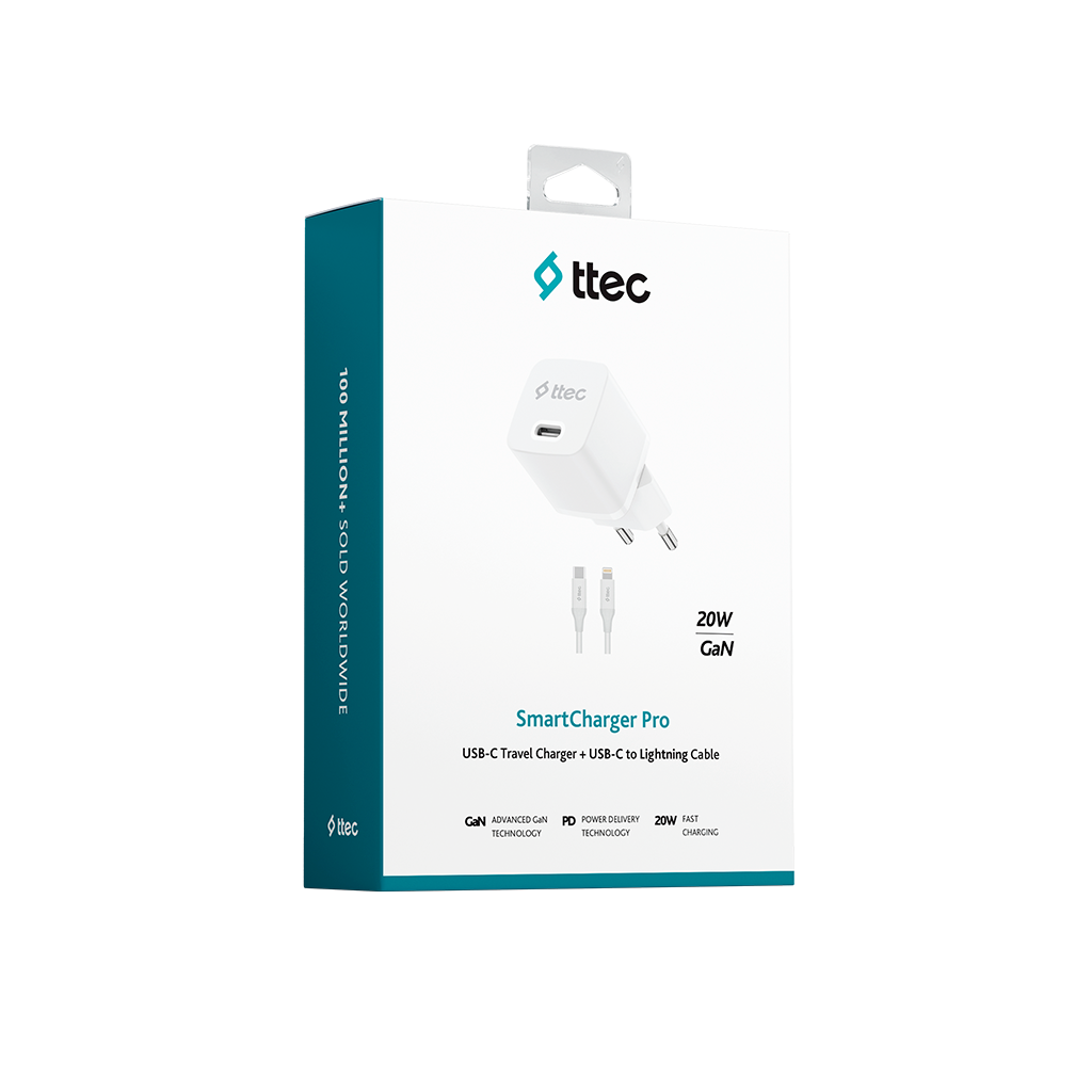 Beyaz bir ttec SmartCharger Pro kutusu, şarj cihazı ve kablo ile. Metin: Dünya çapında 100 milyondan fazla satıldı, 20W GaN, USB-C - Lightning.