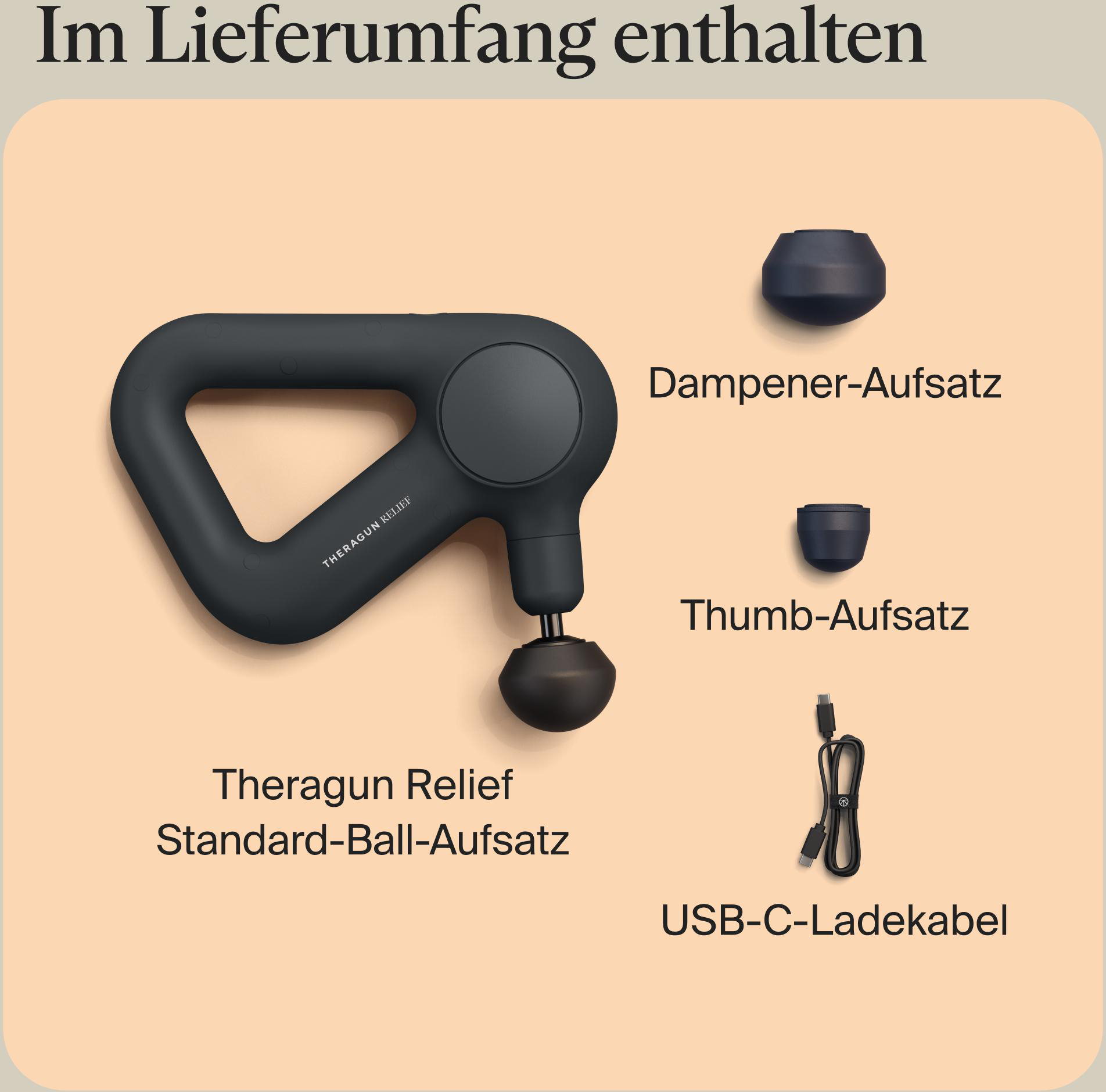 Ein schwarzes Theragun-Massagegerät, mehrere Aufsätze und ein USB-C-Ladekabel sind auf hellbraunem Hintergrund zu sehen.