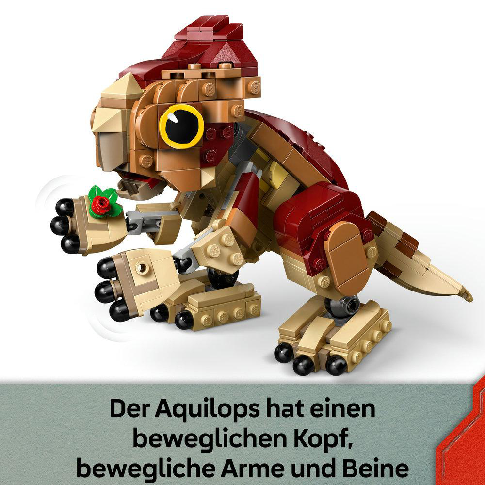 Ein Lego Aquilops Dinosaurier-Modell mit braunem und rotem Farbschema, mit beweglichem Kopf, Armen und Beinen, hält eine grüne Blume.