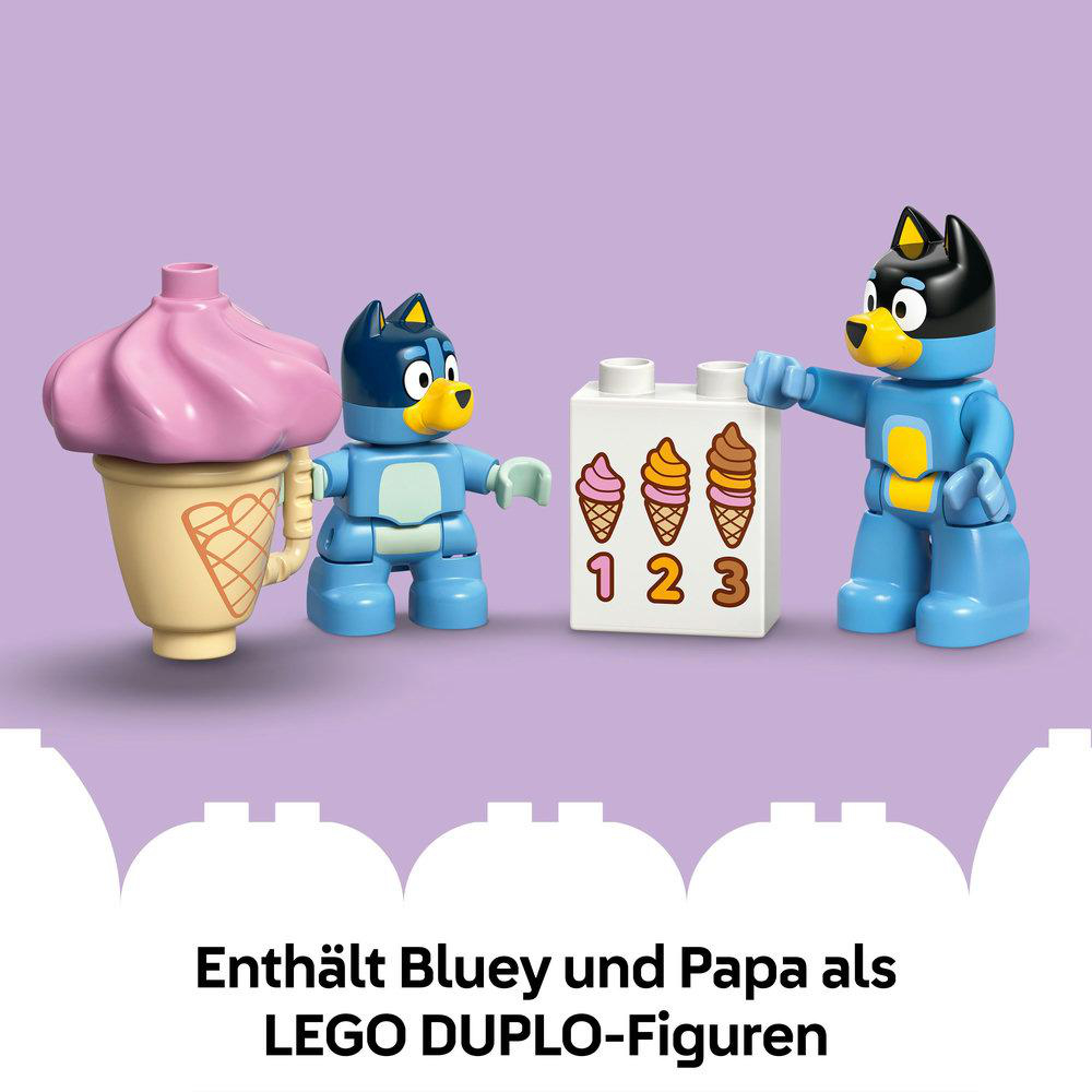 Bluey und Papa Lego Figuren. Eiswaffel und Eisblock. Lila und blaue Farben. Zahlen 1,2,3 auf dem Block.