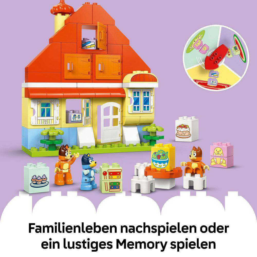 Ein Lego-Haus mit verschiedenen Blöcken und Tierfiguren. Im Hintergrund ein Memory-Spiel.