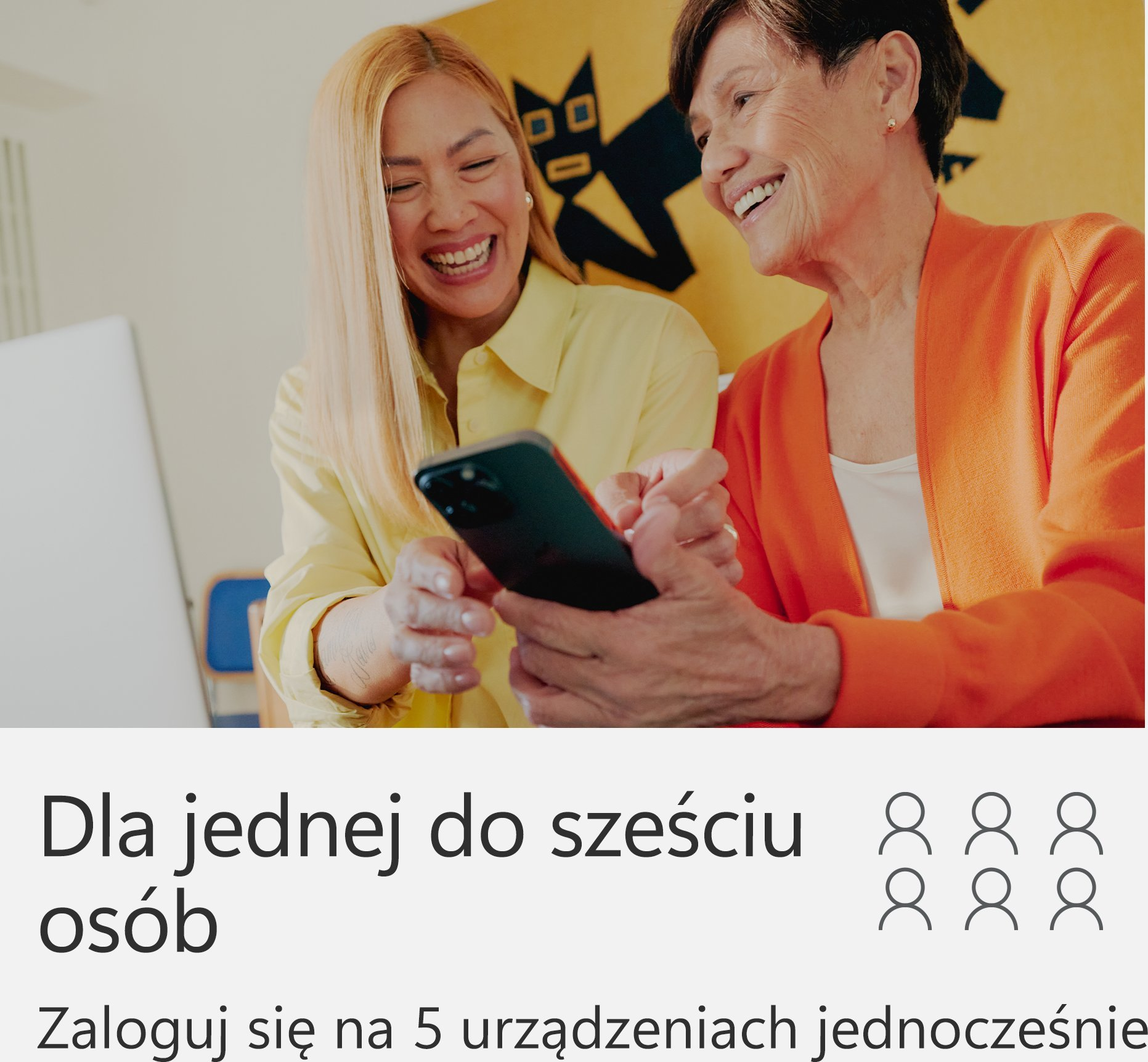 Dwie uśmiechnięte kobiety patrzą na telefon. Jedna ma na sobie żółty, druga pomarańczowy. Tekst na dole: 1 do 6 osób.