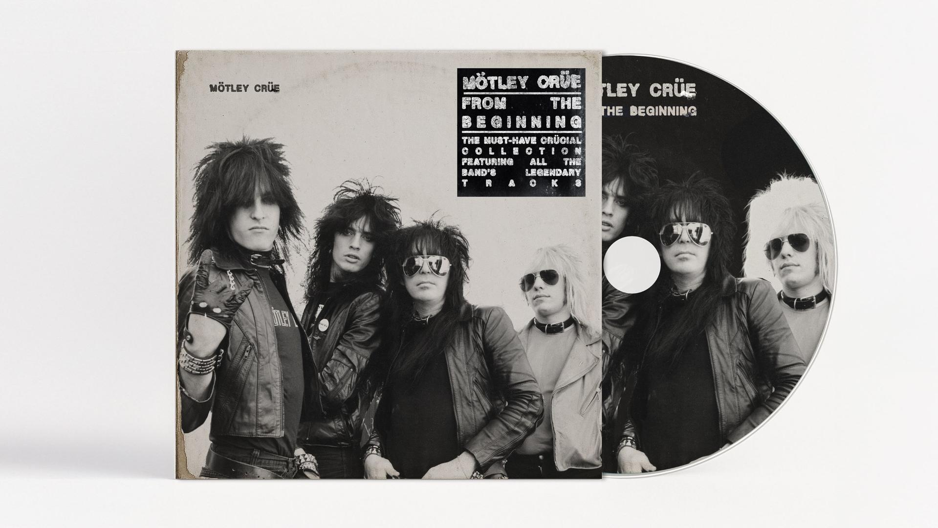 Pochette de l'album « From the Beginning » de Mötley Crüe. Les membres du groupe posent en noir et blanc, avec de longs cheveux et des lunettes de soleil.