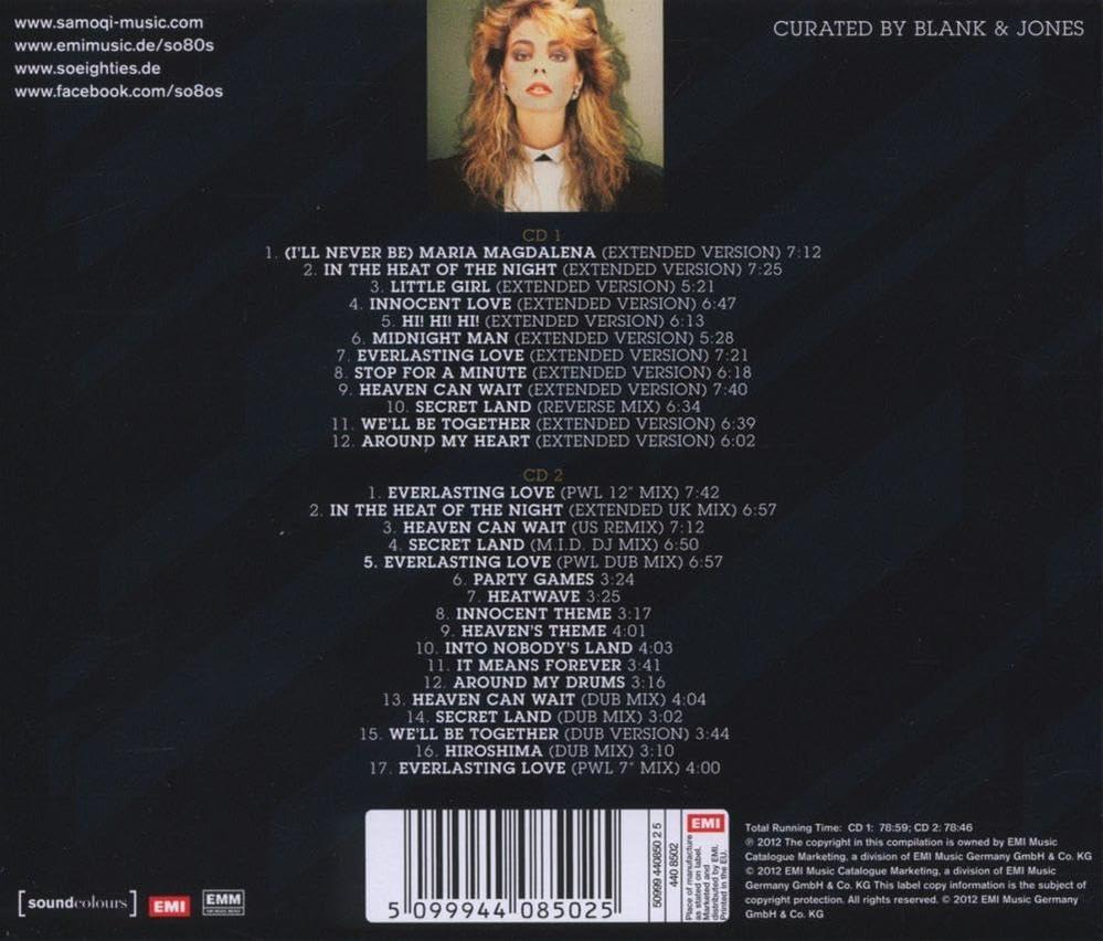 Albumcover mit Porträt einer Frau, Songtiteln und Trackliste. Der Hintergrund ist dunkel mit weißem Text.