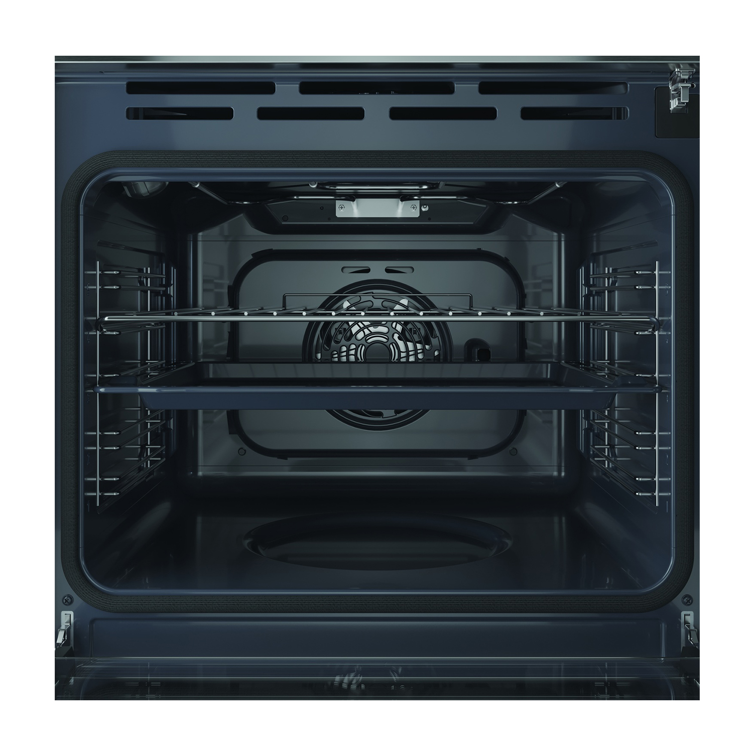 Interno del forno aperto. Due griglie e una teglia sono visibili. Colore blu scuro. La porta del forno è aperta.
