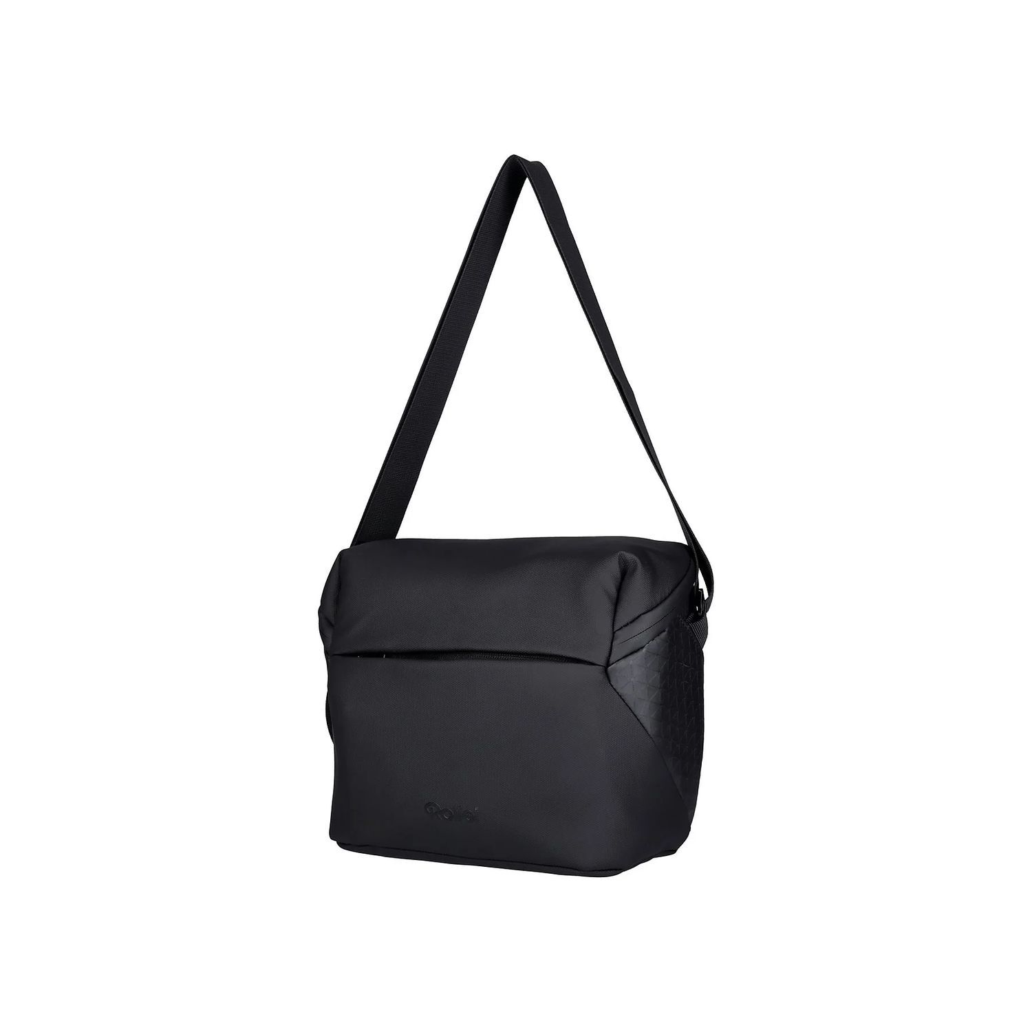 Un sac messager noir avec une bandoulière est présenté sur un fond blanc. Le sac a une forme rectangulaire.