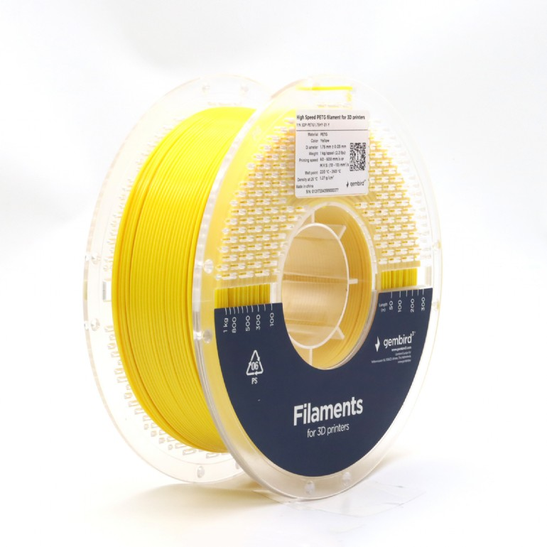 Egy sárga 3D nyomtató filament tekercs látható. Átlátszó műanyag kerettel és sötétkék címkével rendelkezik, fehér szöveggel.