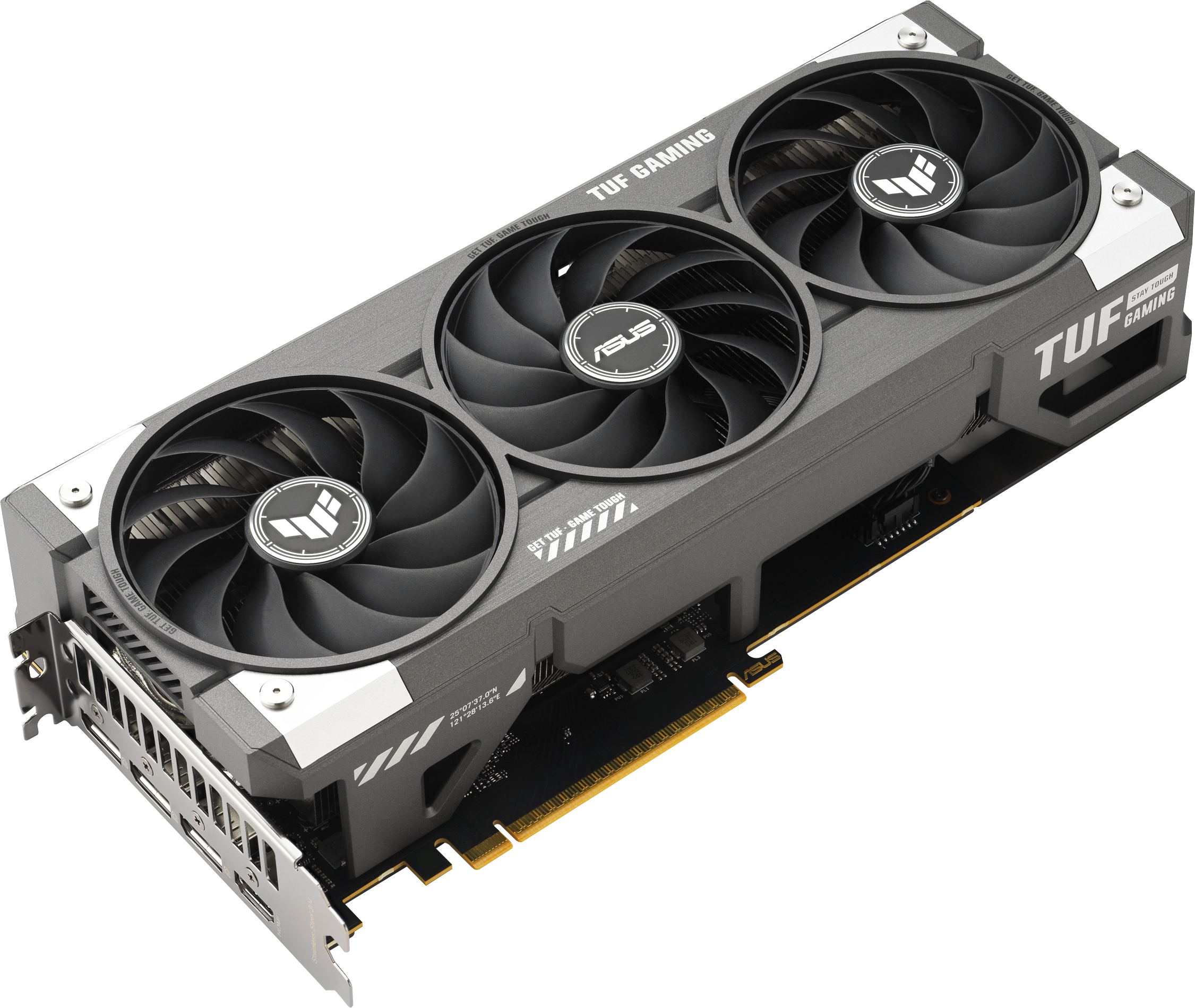 Une carte graphique ASUS TUF Gaming grise et noire avec trois ventilateurs, sur une surface blanche.