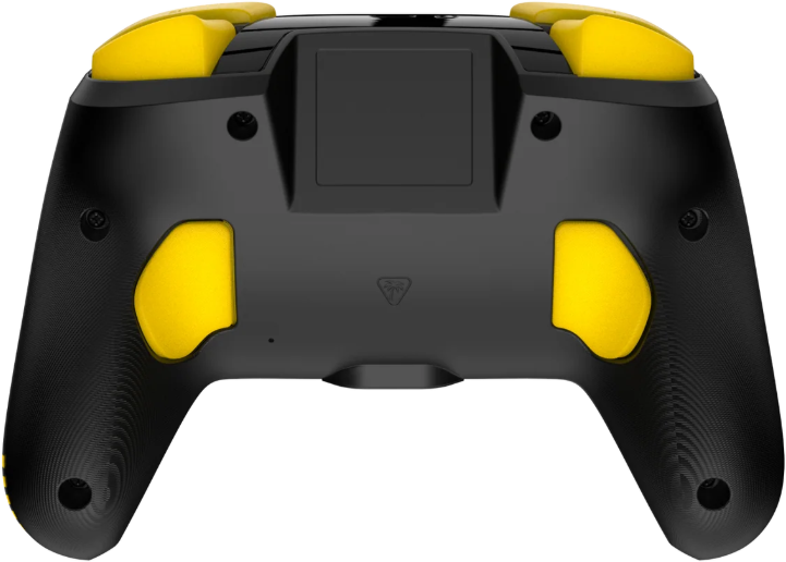 Un controller di gioco nero con accenti gialli. Presenta grilletti e impugnature gialle. Il retro ha un pannello nero.