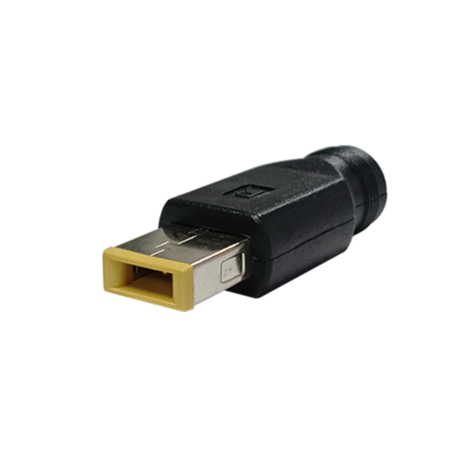 Un adaptateur d'alimentation Lenovo noir et argenté. L'extrémité qui se branche sur un appareil a un intérieur jaune et une forme USB.