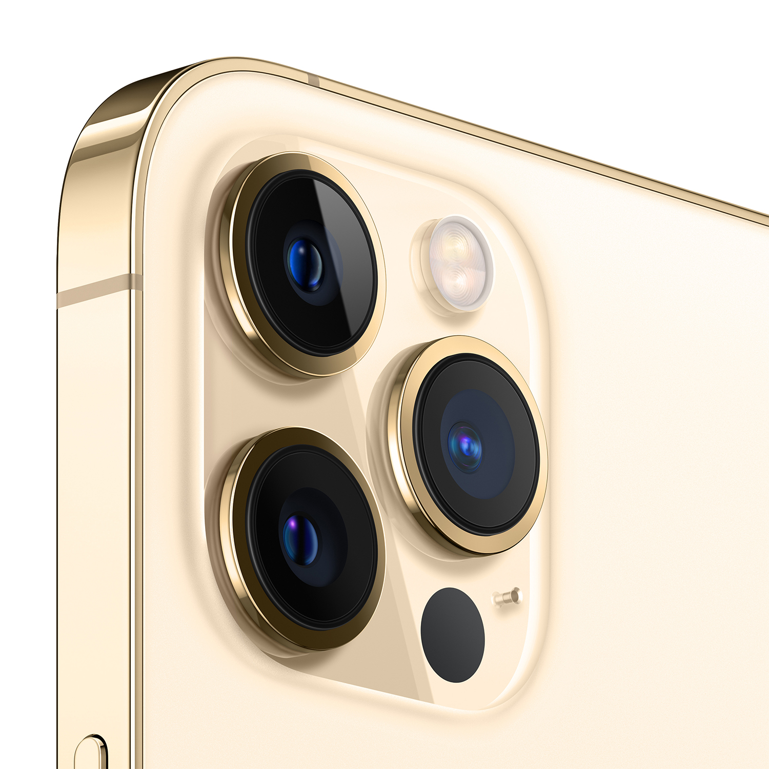 Primo piano del modulo fotocamera di uno smartphone dorato. Tre obiettivi con anelli dorati, un flash e un microfono.