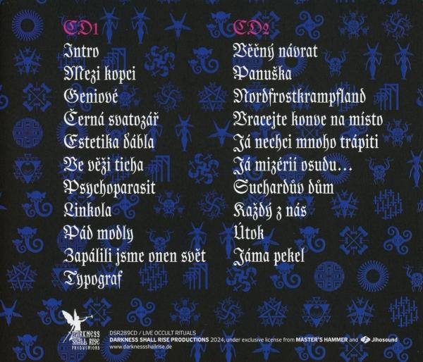 Albumcover mit Songtiteln in Weiß auf dunkelblauem Hintergrund. Dekorative Symbole umgeben die Titel. CD1 und CD2 sind rosa.