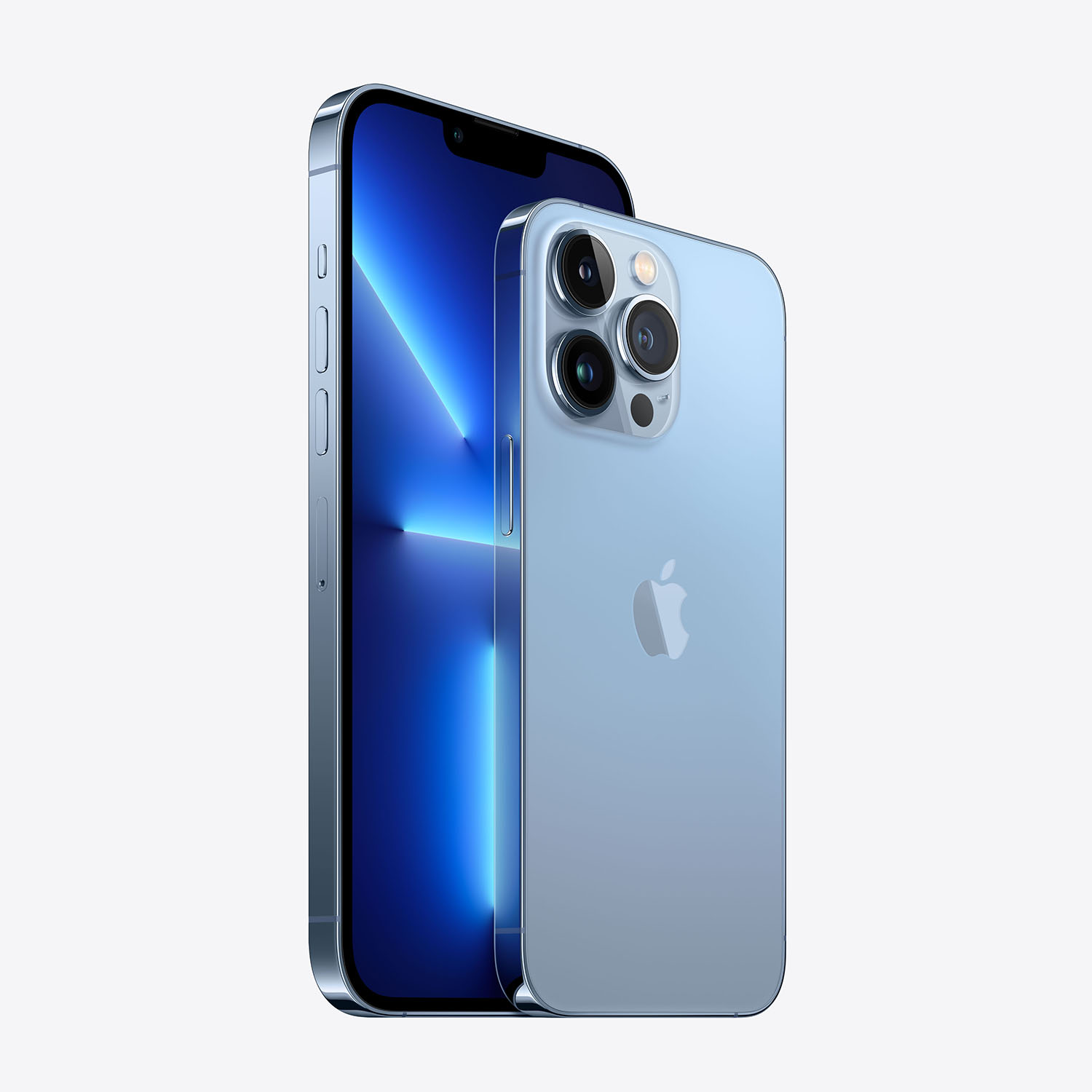 Due smartphone iPhone 13 Pro azzurri. Uno mostra uno schermo blu, l'altro il logo Apple e la tripla fotocamera.