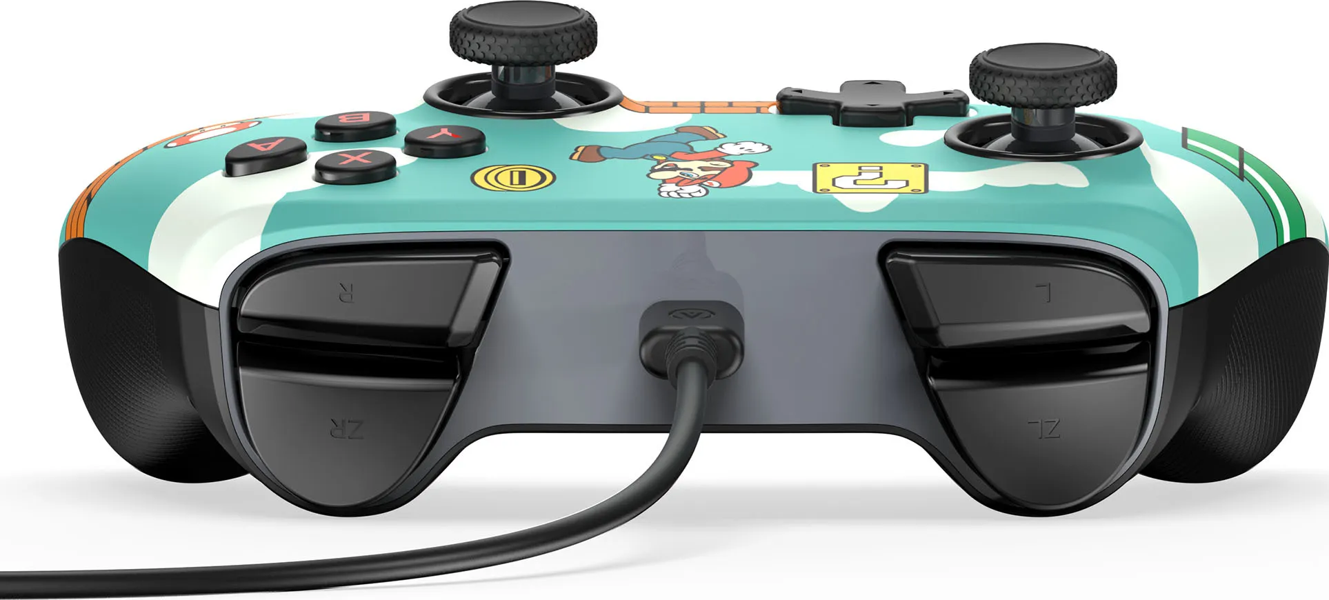 Ein Nintendo Switch-Controller mit Mario-Grafiken. Er hat Knöpfe, Joysticks und ein Ladekabel. Der Hintergrund ist weiß.