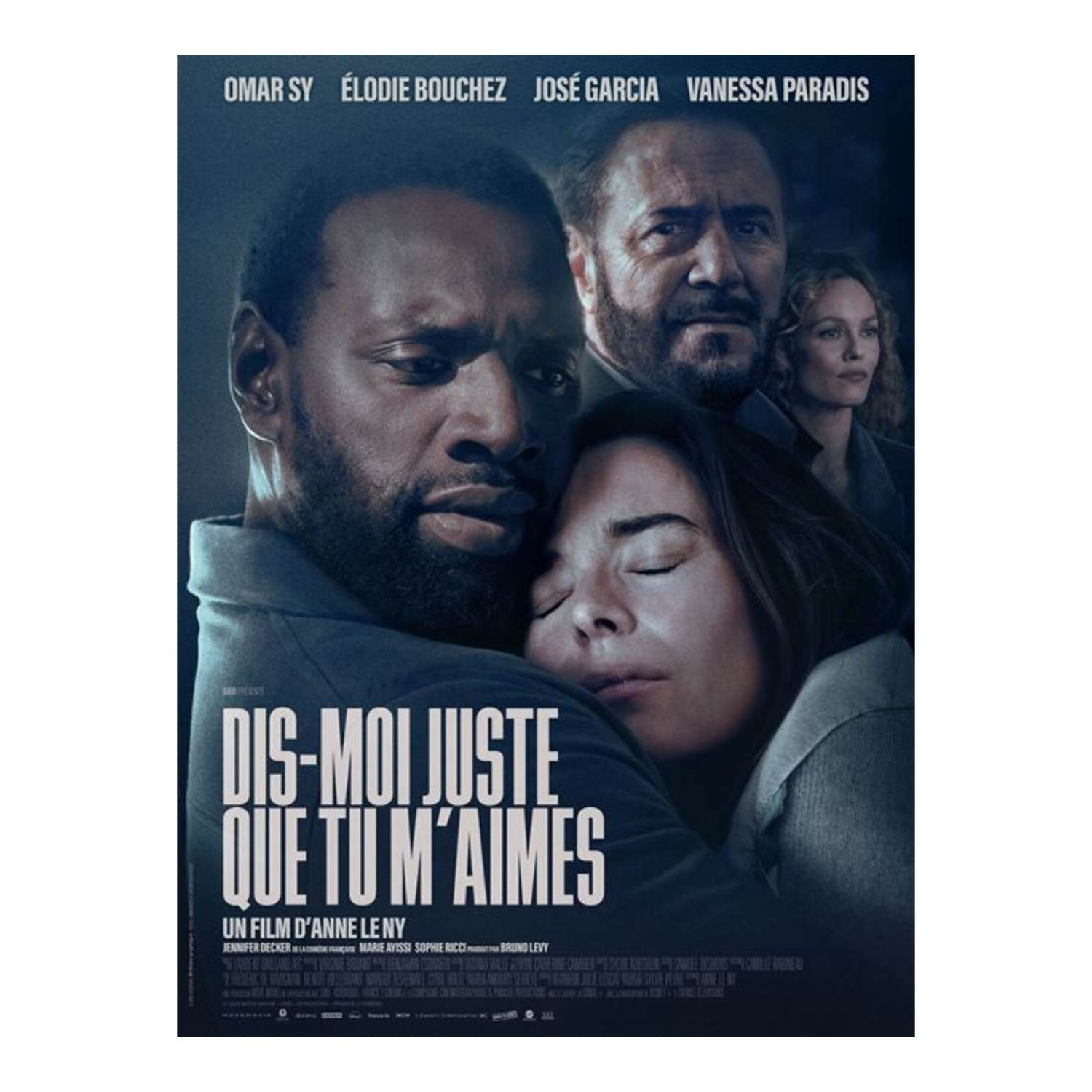 Filmposter met vier acteurs. Omar Sy en Elodie Bouchez staan op de voorgrond. De filmtitel staat in grote witte letters.