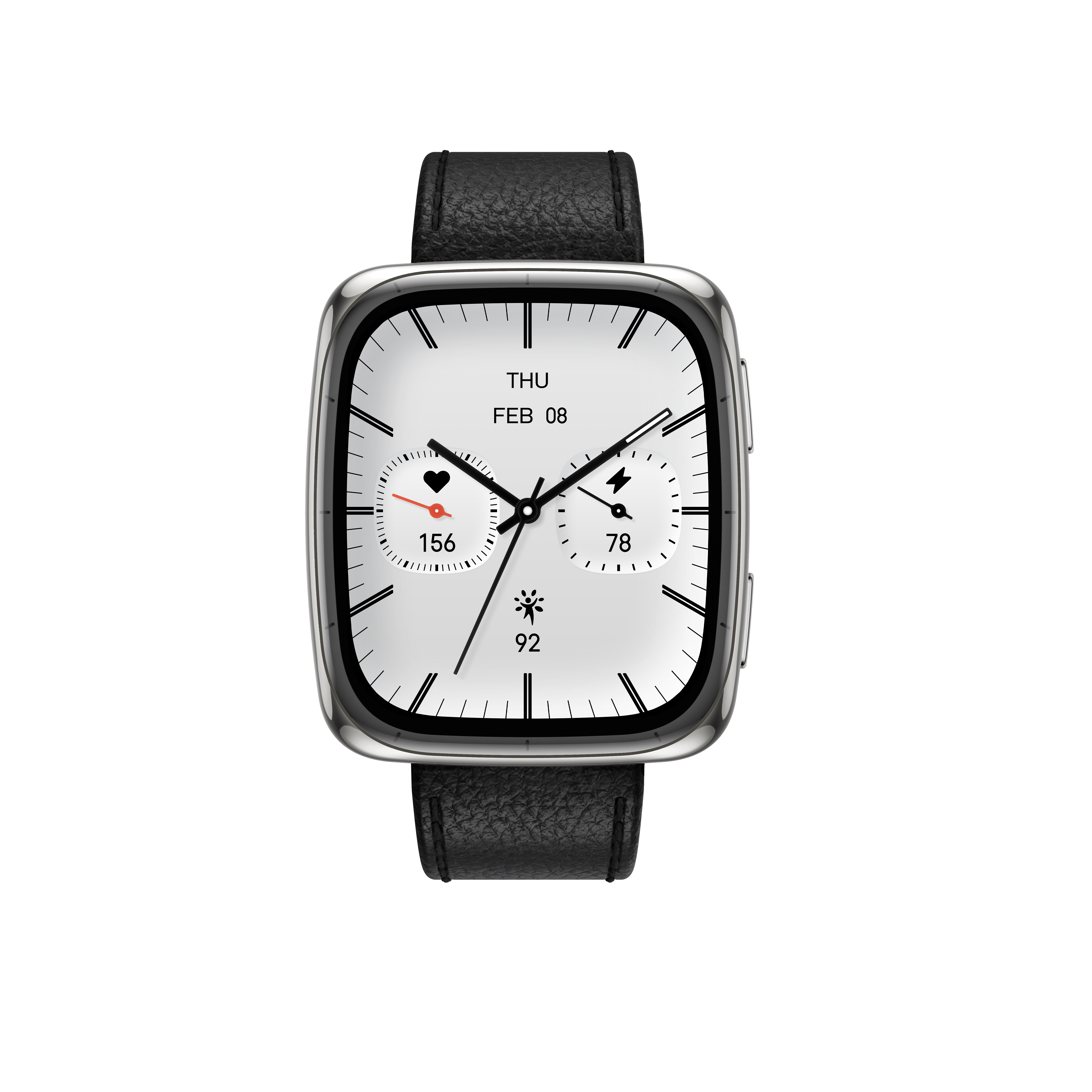 Eine silberne Smartwatch zeigt Datum, Uhrzeit und Gesundheitsmetriken auf weißem Bildschirm. Schwarzes Lederarmband vor schwarzem Hintergrund.