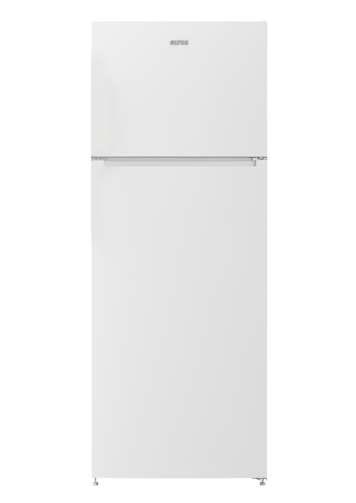 Beyaz bir Altus buzdolabı. İki kapısı ve gümüş rengi bir kulpu var. Marka adı üst kısımda.