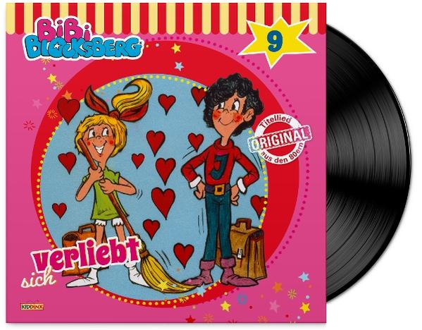 Albumcover mit Cartoonfiguren. Ein Mädchen mit einem Besen, ein Junge mit einer Aktentasche, Herzen und eine Schallplatte an der Seite.
