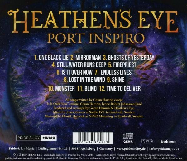 CD-Cover mit Bandnamen 'Heathen's Eye' und Albumtitel 'Port Inspiro'. Titelliste ist sichtbar. Hintergrund ist dunkel mit sternenähnlichen Details.