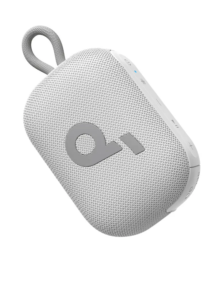 Biały głośnik przenośny z szarym logo. U góry ma pętlę. Przyciski są widoczne z boku.