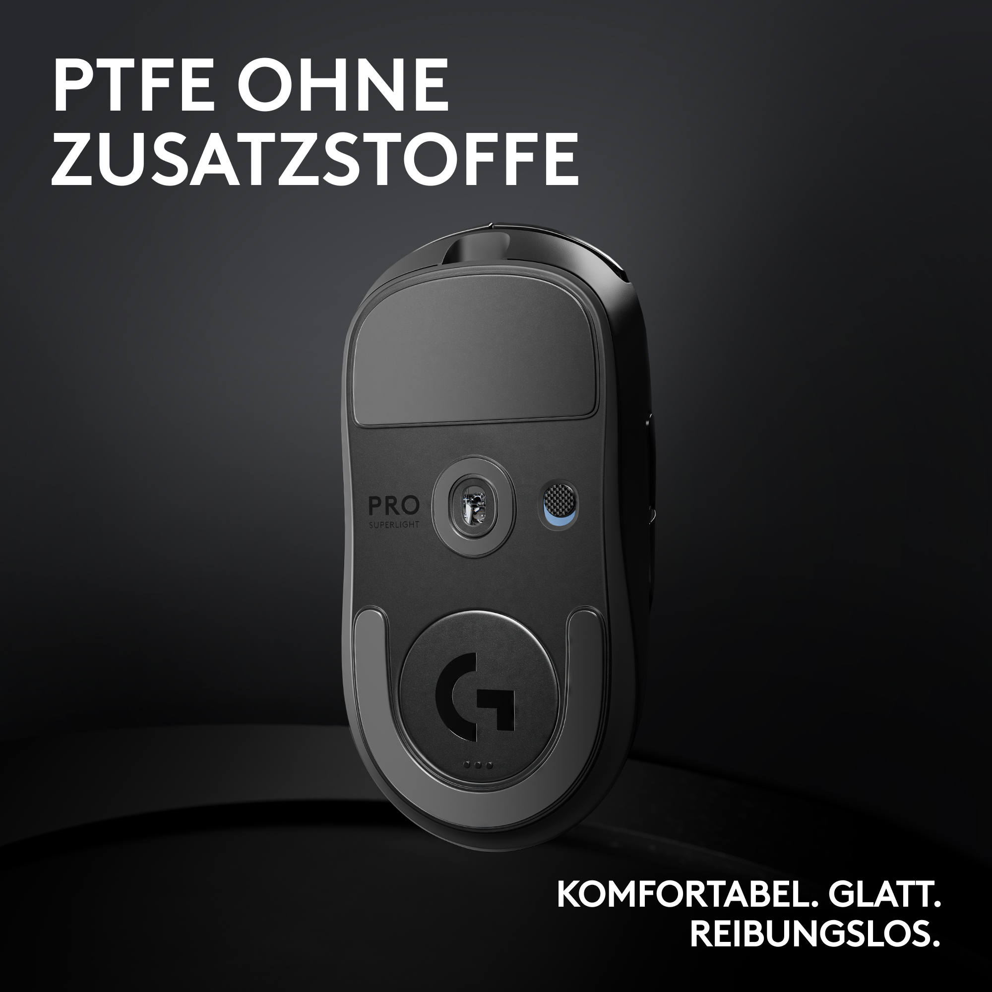 Schwarze Logitech Pro Superlight Maus von unten. Texte: PTFE ohne Zusatzstoffe, komfortabel, glatt, reibungslos.