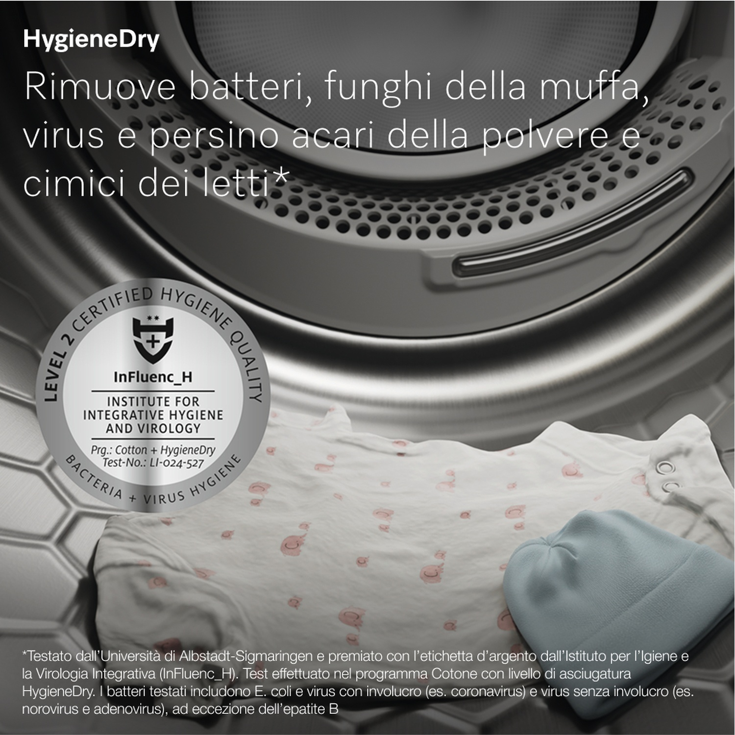 Un primo piano mostra l'interno di una lavatrice con vestiti per bambini e un cappello. Il testo menziona batteri, virus e igiene.