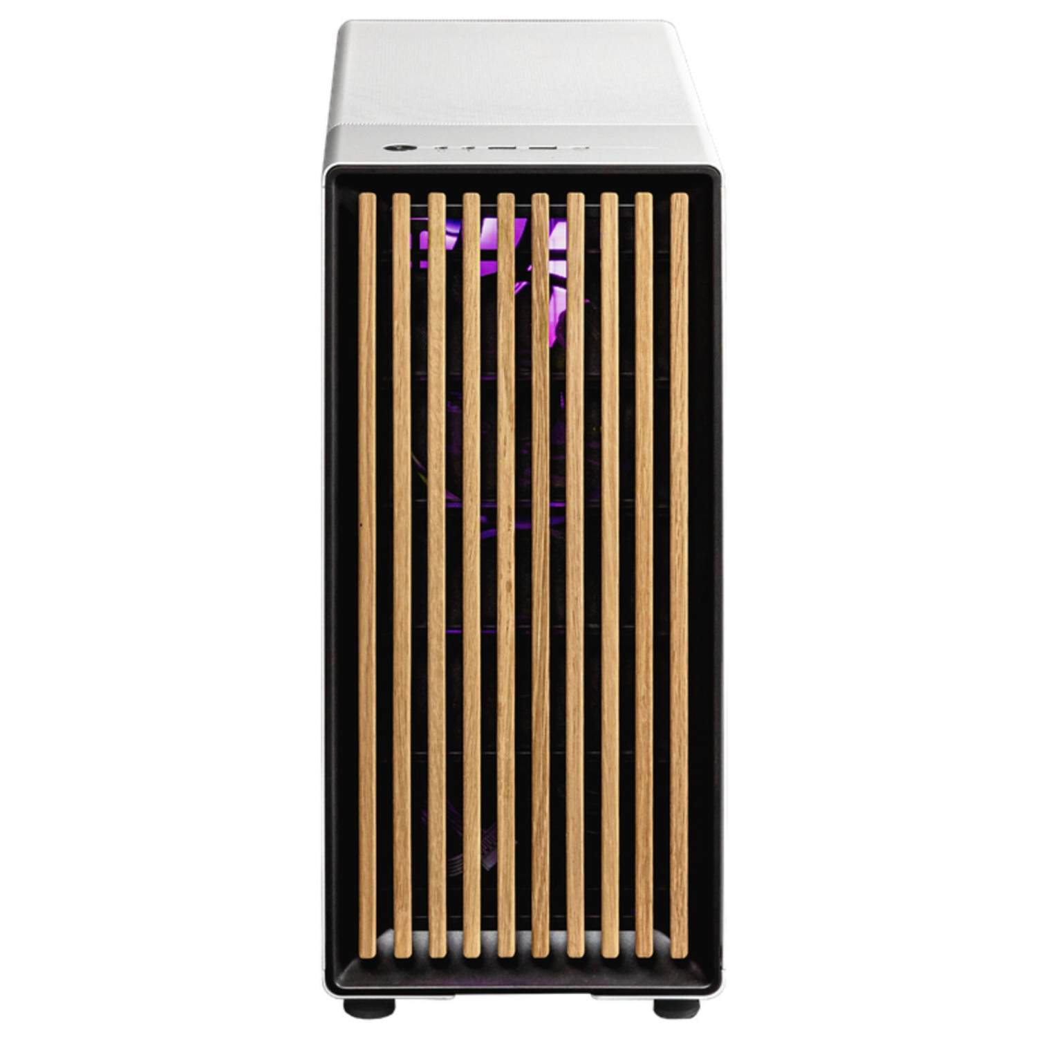 Un boîtier d'ordinateur avec des lattes verticales en bois sur le devant. Le dessus est blanc, tandis que l'intérieur brille en violet.