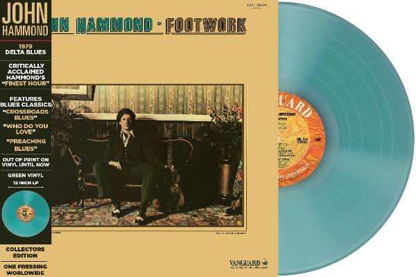 Albumcover: John Hammond, 'Footwork'. Zeigt einen Mann mit Gitarre, sitzend. Türkisblaue Schallplatte rechts.