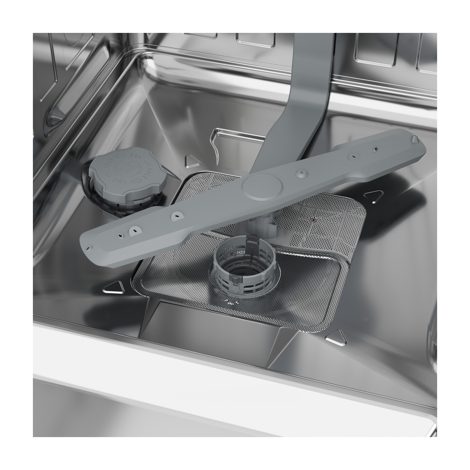All'interno di una lavastoviglie. Sono visibili un braccio irroratore grigio, un filtro e un contenitore del sale. L'interno è in acciaio inox.