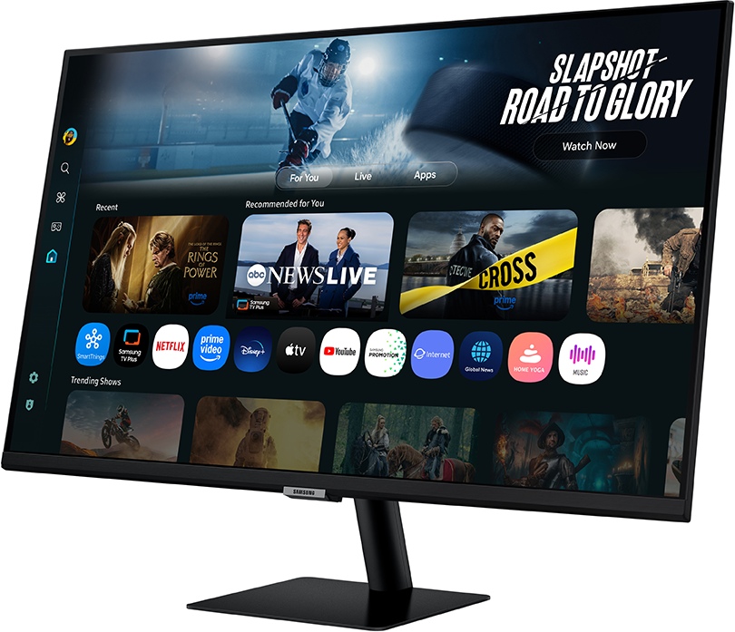 A Samsung monitor egy streaming szolgáltatás felületét jeleníti meg. Jégkorong, hírek és filmek bélyegképei láthatók. A monitor szögben áll.