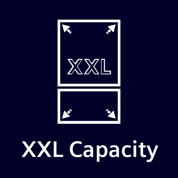 Beyaz grafik öğelerle koyu mavi bir arka plan. Oklarla iki üst üste yerleştirilmiş dikdörtgen ve üstte 'XXL' ve altta 'XXL Capacity' metni.