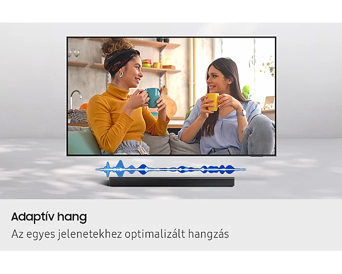 Két nő a TV-képernyőn, bögrét tartanak. Hangprojektor és hanghullám vizualizáció a TV előtt.