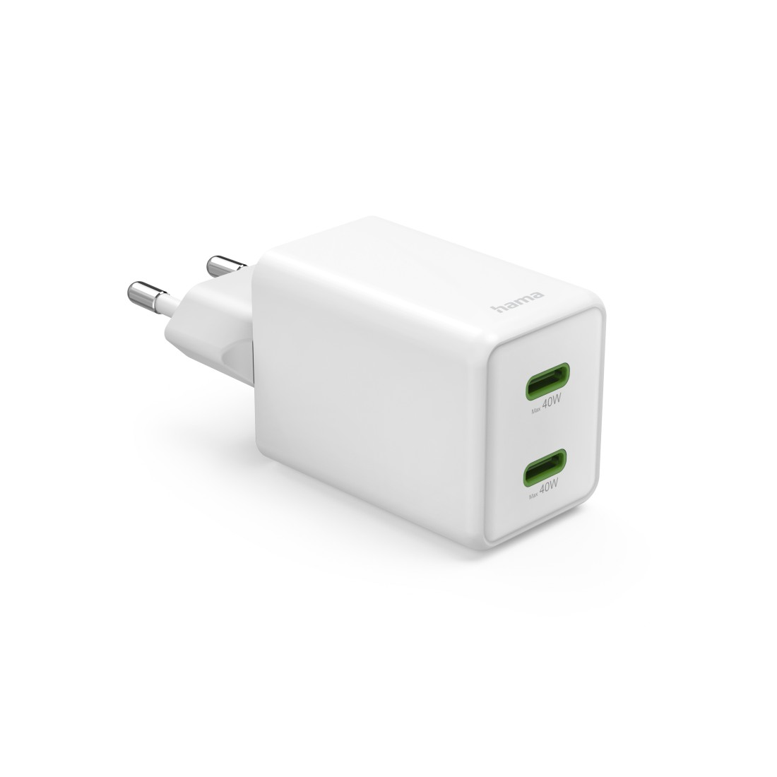 Ein weißes Hama-Ladegerät mit zwei USB-C-Anschlüssen, beschriftet mit Max 40W. Es hat einen Euro-Stecker. Der Hintergrund ist weiß.
