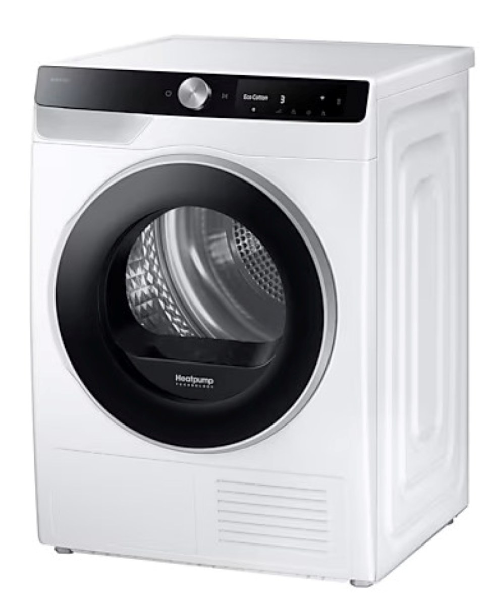 Biała suszarka Samsung. Ma czarne drzwi i panel sterowania. Wyświetlacz pokazuje 'Eco Cotton' i numer. Etykieta technologii Heatpump.