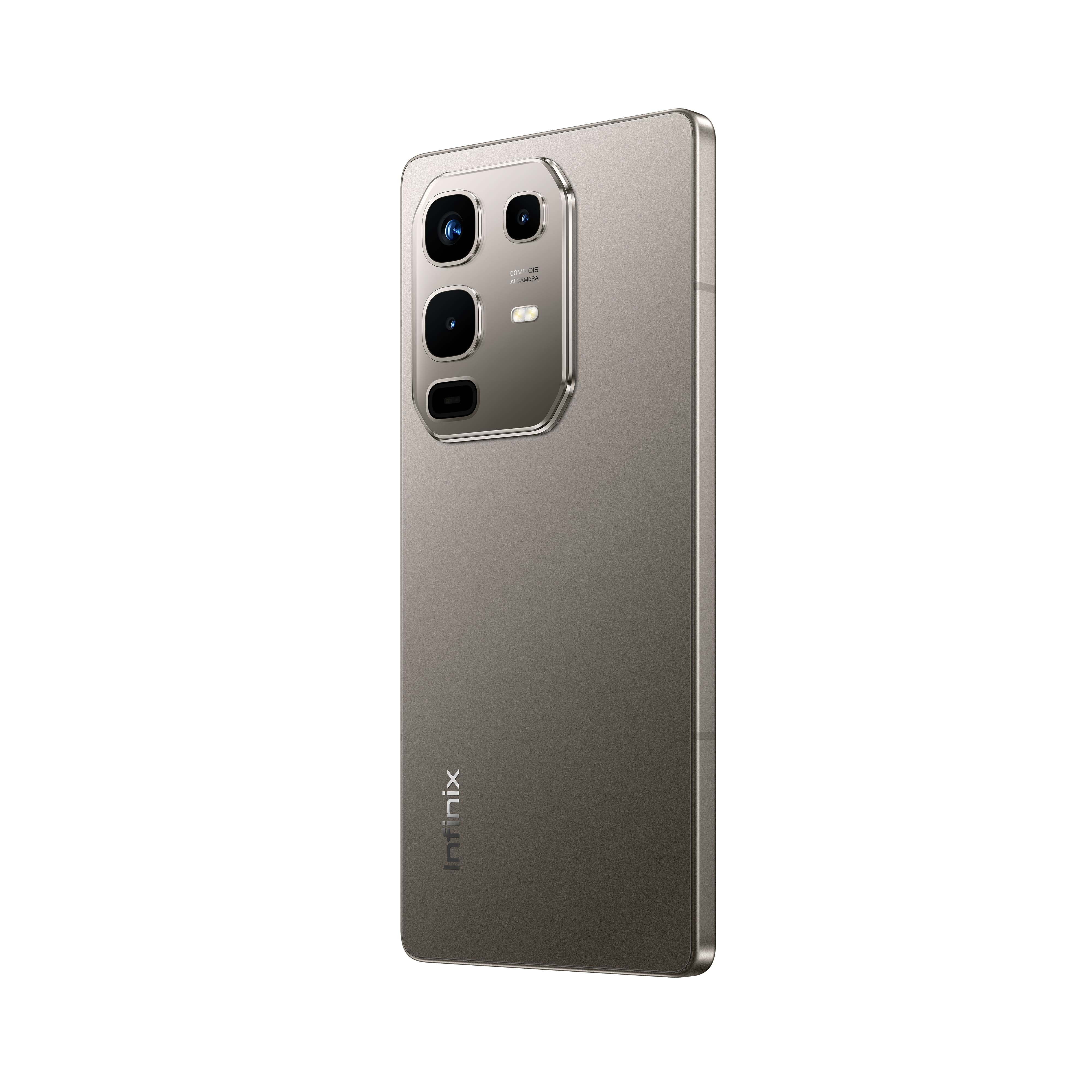 Bronz rengi bir akıllı telefon sağa doğru açılı. Üçlü kameraya sahip ve 'Infinix' markası görünür durumda.