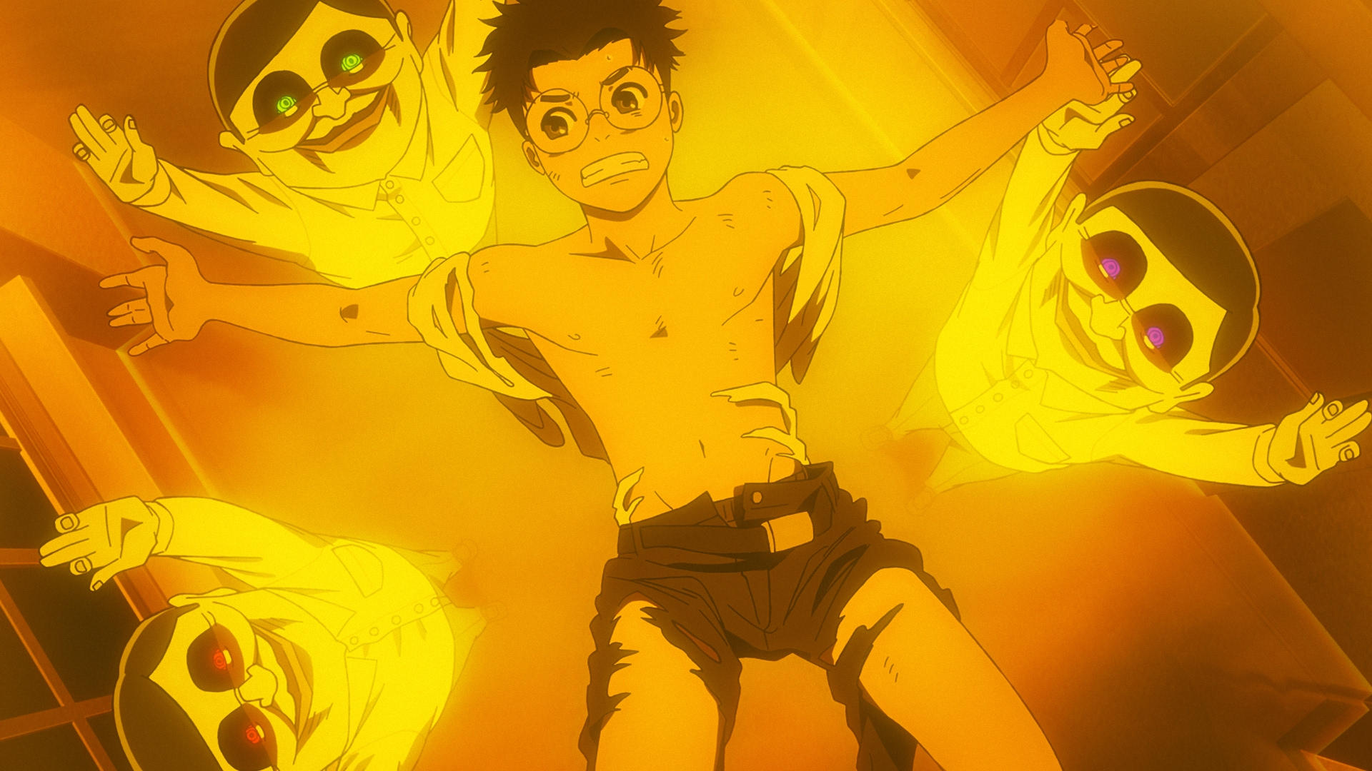Anime-Szene: Ein junger Mann mit Brille ist von drei gelb leuchtenden Figuren umgeben. Die Szene hat einen gelben Farbton.