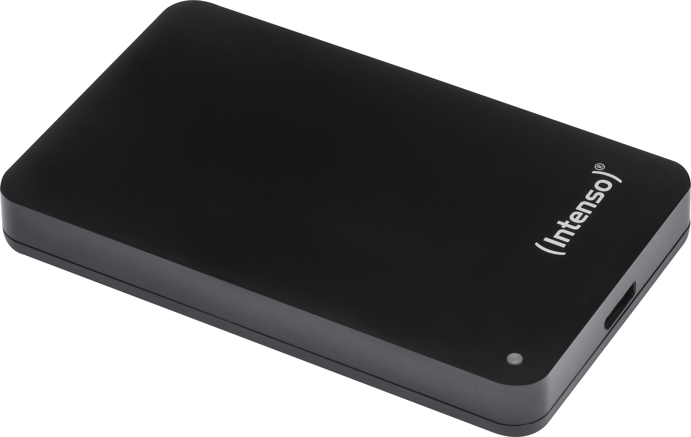 Un disque dur externe noir et rectangulaire. La marque '(Intenso)' est imprimée en blanc. Une petite lumière et un port sont visibles.