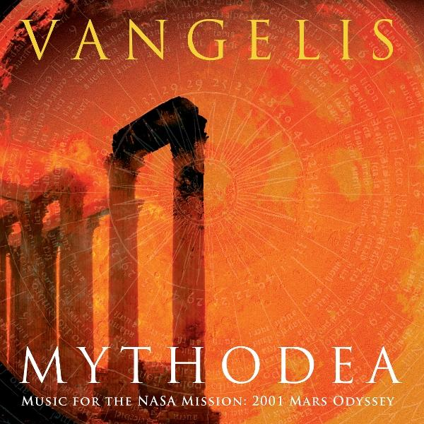 Albumcover mit 'Vangelis Mythodea'. Orangefarbener Hintergrund mit antiken Ruinen und Himmelselementen.