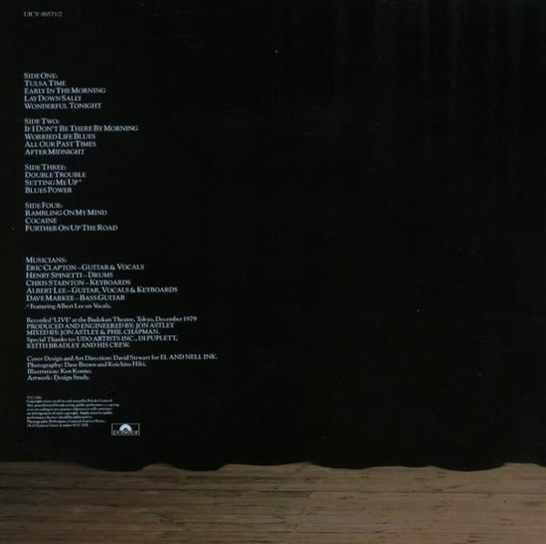 Albumcover mit Songtiteln und Musikercredits. Dunkler Hintergrund mit weißem Text. Das Cover listet Songs und Bandmitglieder auf.