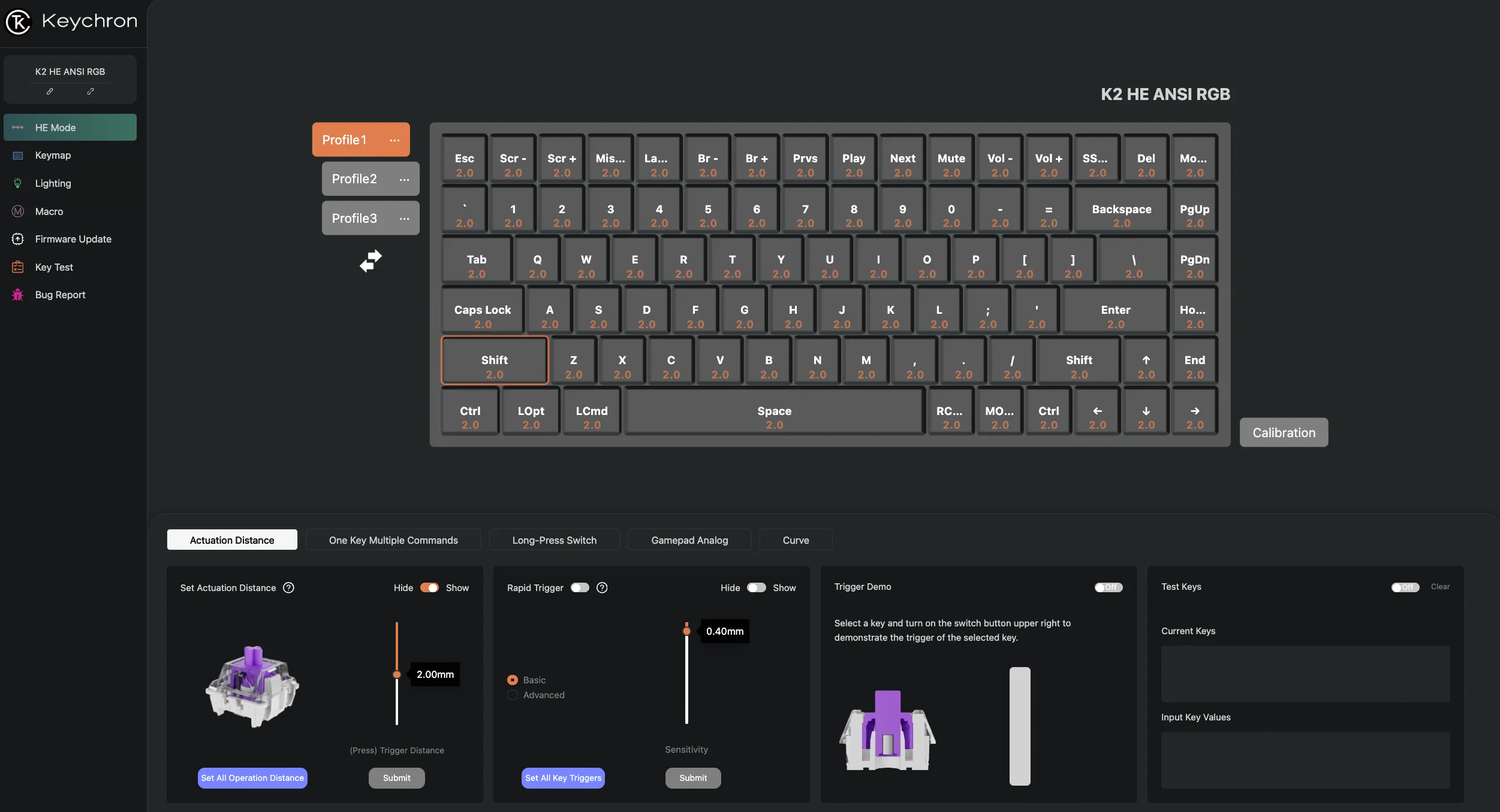 Keychron-Tastatur-Konfigurationsbildschirm. Anpassbare Betätigungsentfernung, Schnell-Trigger-Optionen und Tastenprüfungsfunktionen.