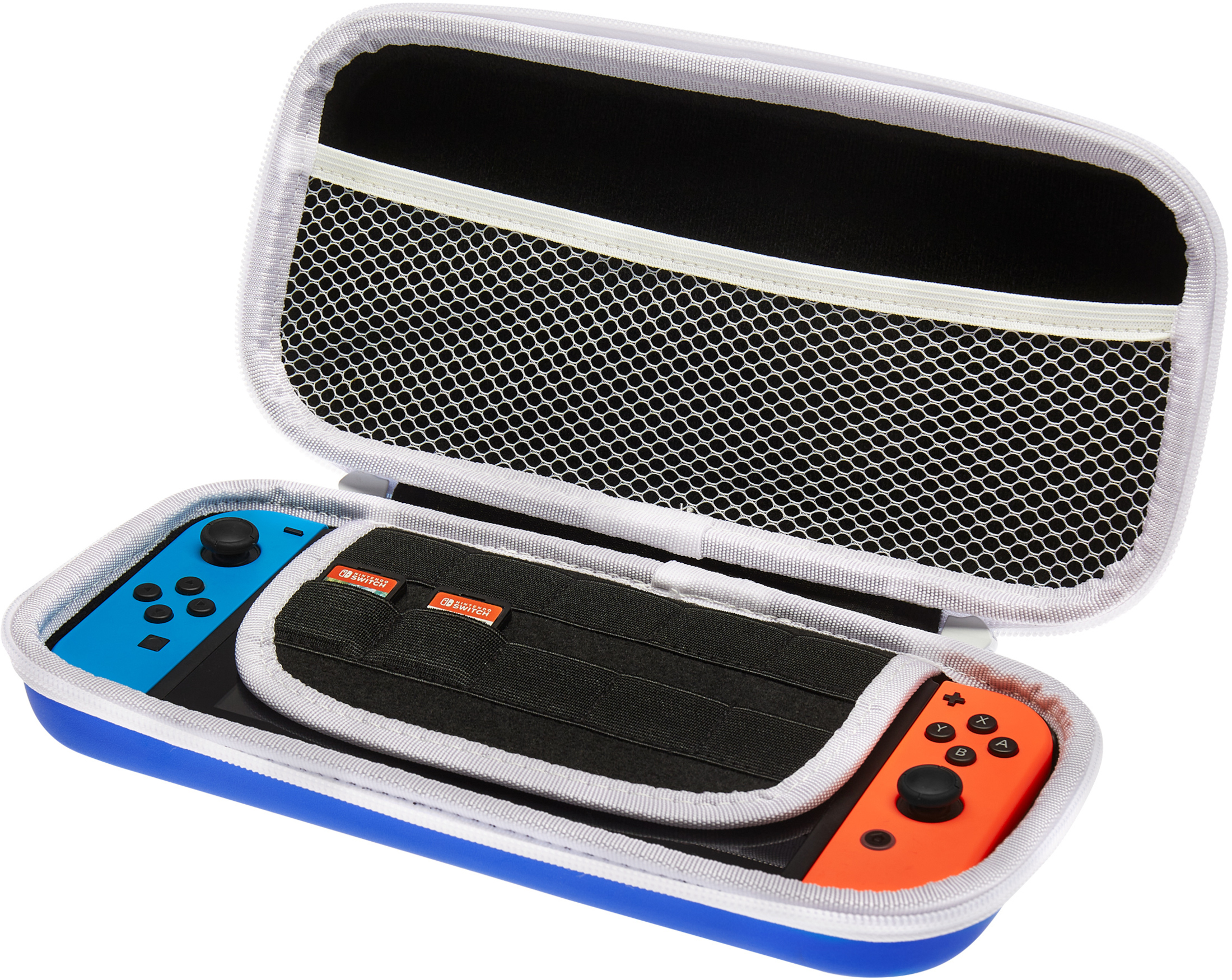Nyitott kék-fehér Nintendo Switch tok joy-conokkal. Egy kék, egy narancs. Belső hálós zseb, fekete belső és fehér cipzár.