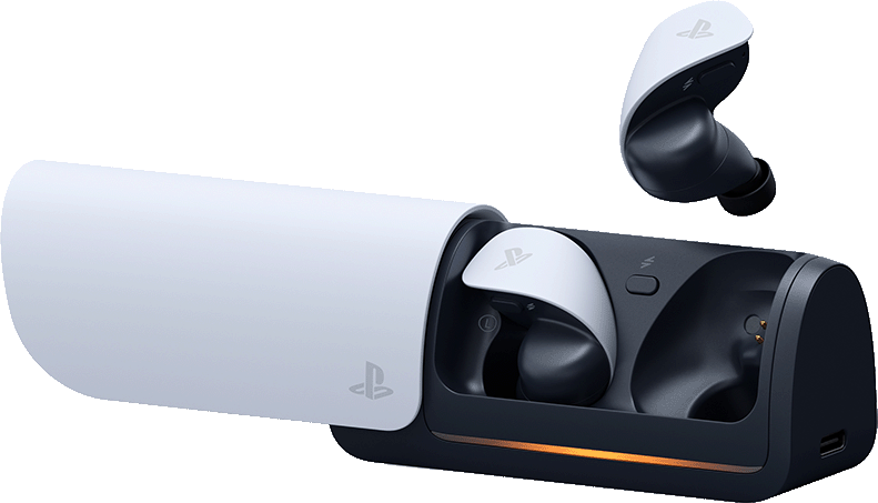 Egy fehér és fekete PlayStation 5 fülhallgató töltőtok két fülhallgatóval, egy leválasztva. A tokon a PlayStation logója látható.