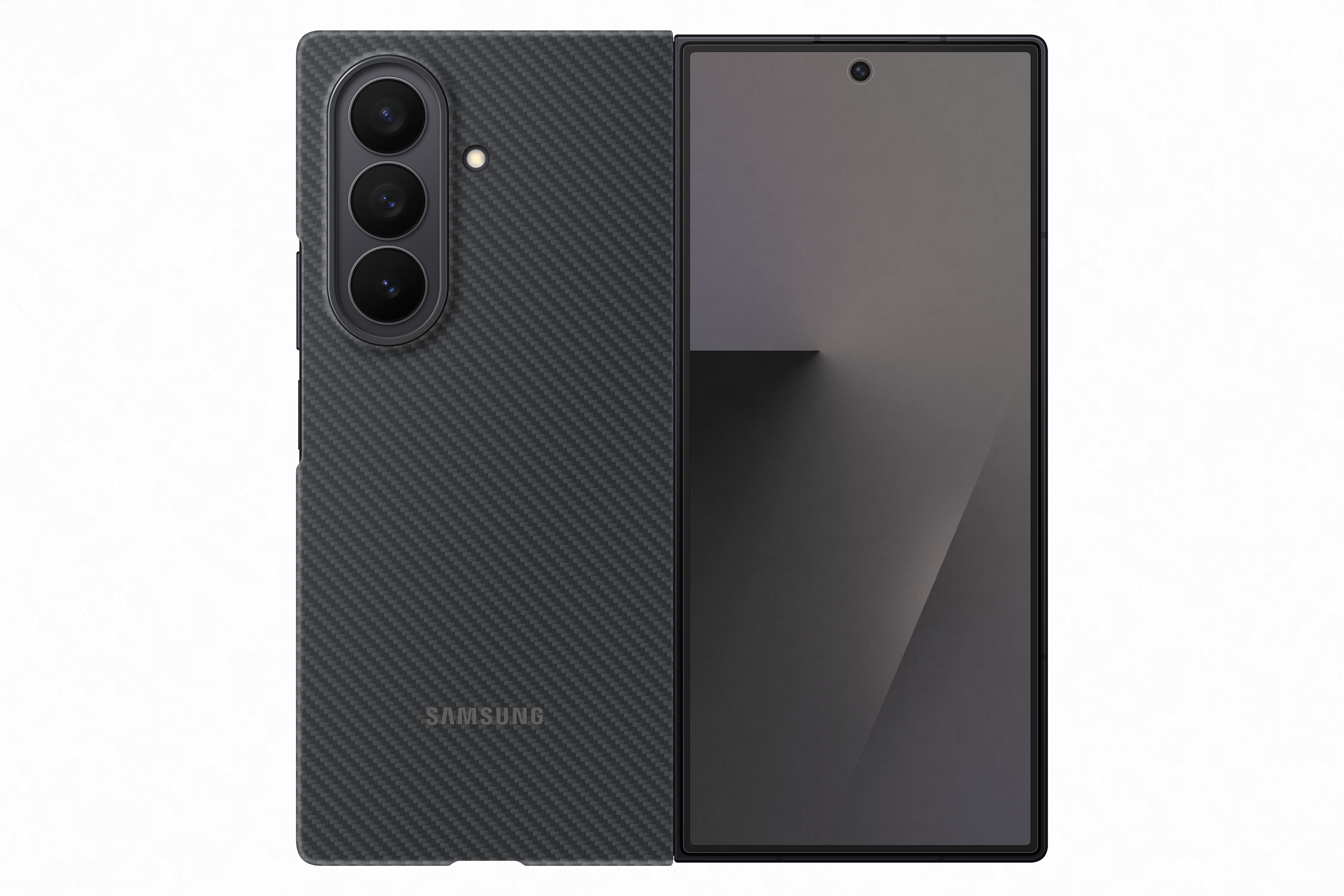 Ein zusammengeklapptes Telefon mit Karbonfasertextur auf einer Seite. Der Bildschirm ist offen. Samsung-Logo sichtbar.