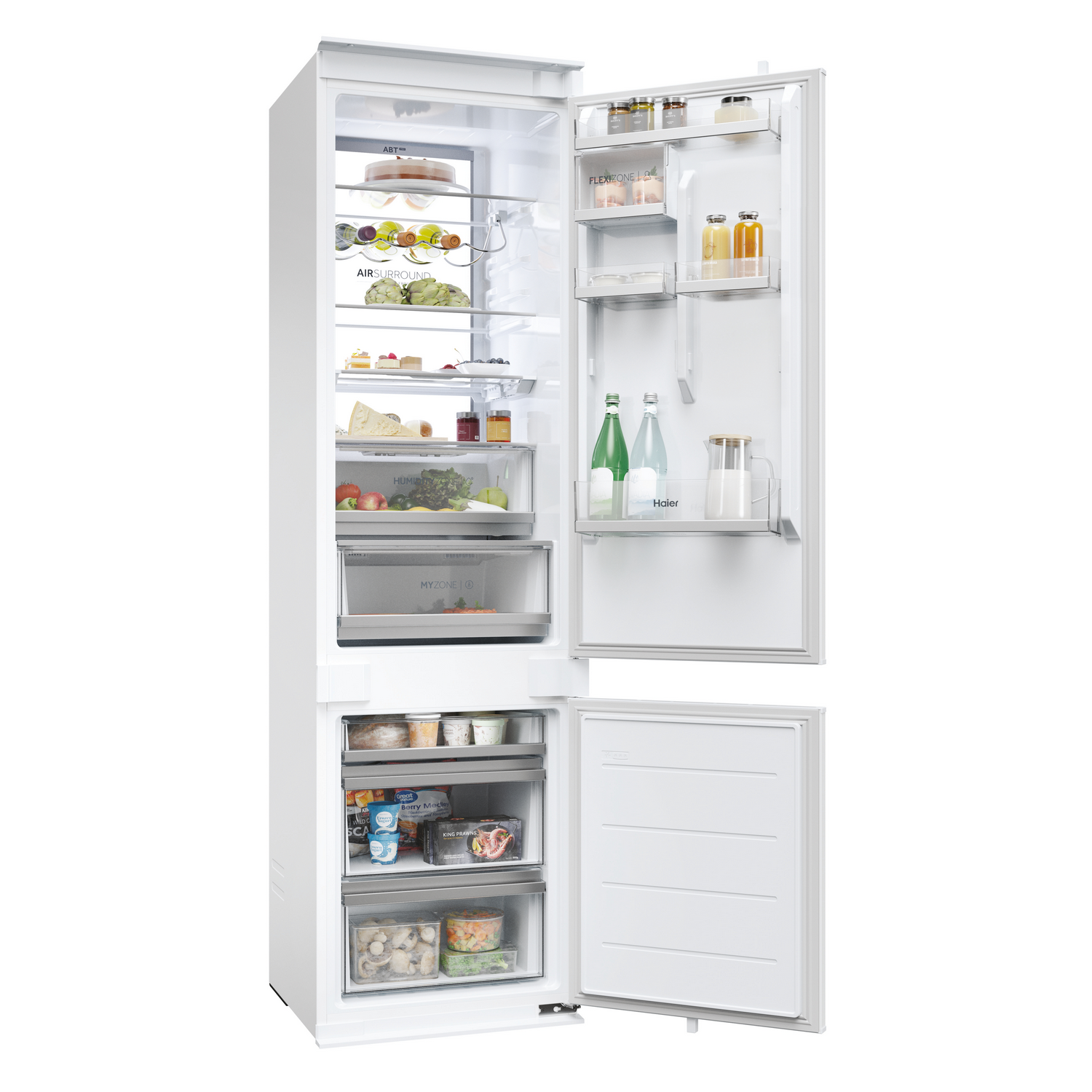 Un refrigerador blanco con las puertas abiertas revela estantes con alimentos y bebidas. Frutas, verduras y bebidas son visibles.