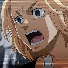 Anime-Figur mit blonden Haaren, offenem Mund und wütendem Ausdruck. Der Hintergrund ist mit anderen Figuren verschwommen.