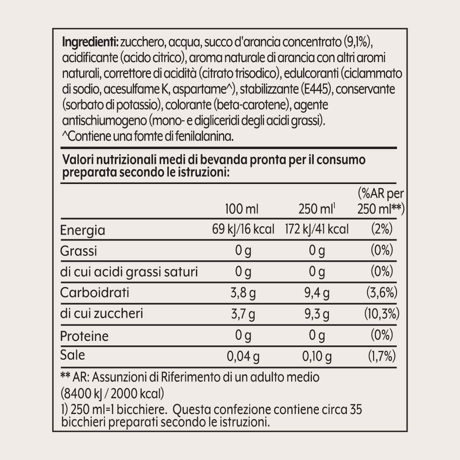 Tabella nutrizionale in italiano. Elenca ingredienti e valori per 100 ml e 250 ml, inclusi energia, grassi, carboidrati, proteine e sale.